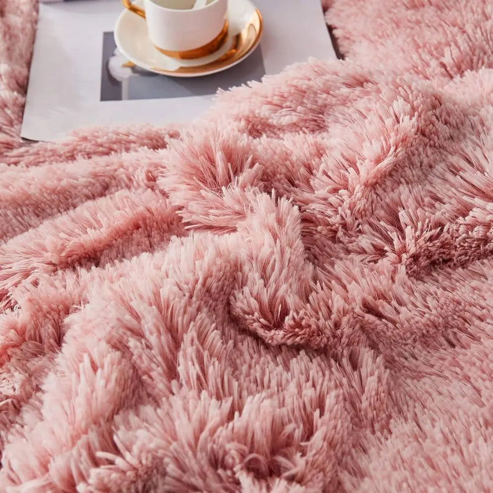 King Size Pink Ombre Crystal Velvet 3-Piece Shaggy Bedding Set